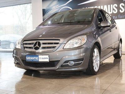 Gebraucht Mercedes B180 109 PS (80 kW) 2009 Grau Van / Kleinbus