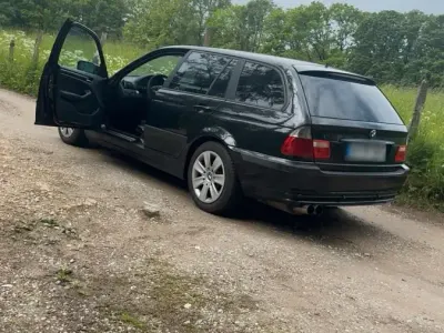 Gebraucht BMW 325 192 PS (141 kW) 2001 Schwarz Kombi
