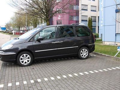 Gebraucht Peugeot 807 Family 163 PS (119 kW) 2011 Grau Van / Kleinbus