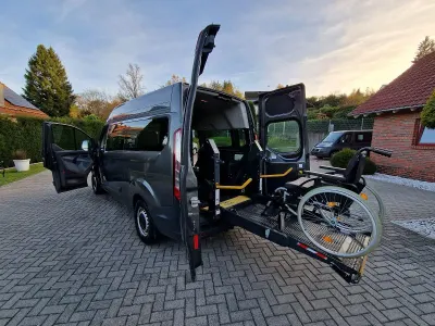Gebraucht Ford Transit Custom 131 PS (96 kW) 2017 Grau Van