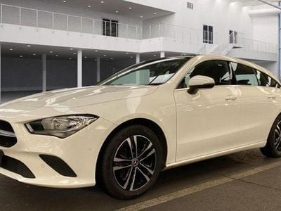 Gebraucht Mercedes CLA250 Shooting Brake 224 PS (164 kW) 2023 Weiß Kombi