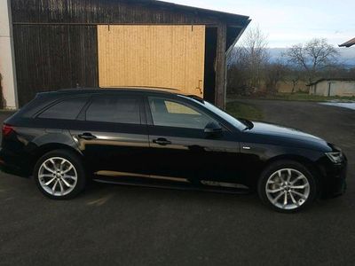 Gebraucht Audi A4 Business 190 PS (139 kW) 2019 Schwarz Kombi