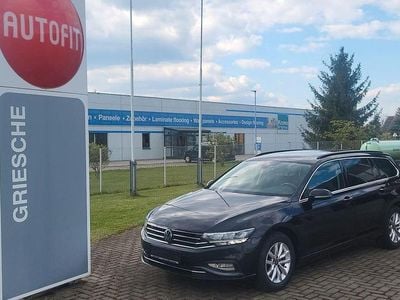 Usado VW Passat Business 150 HP (110 kW) 2023 Preto Carrinha