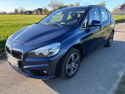 Gebraucht BMW 218 Sport Line 136 PS (100 kW) 2016 Blau Van / Kleinbus