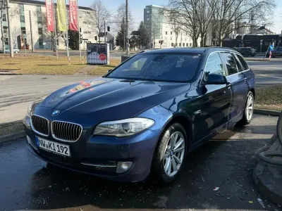 Gebraucht BMW 520 184 PS (135 kW) 2011 Blau Kombi