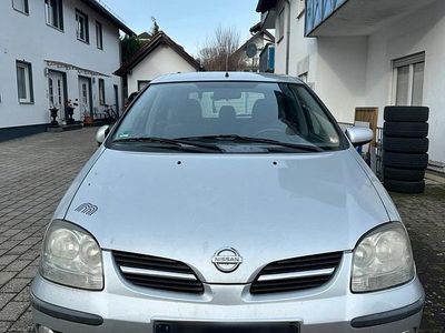 Silber Gebraucht 2005 Nissan Almera Tino Van / Kleinbus | 950 € (Guter Preis)