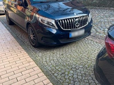 Mercedes V250