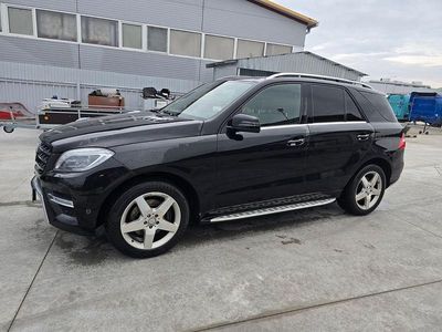 Gebraucht Mercedes ML350 258 PS (189 kW) 2015 Schwarz SUV