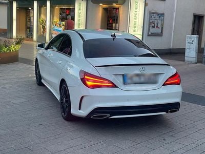 Mercedes CLA200