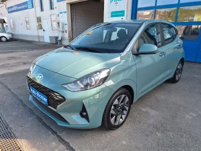 Gebraucht Hyundai i10 79 PS (58 kW) 2025 Grün Kleinwagen