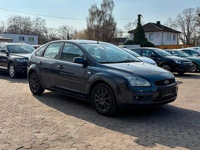 Gebraucht Ford Focus 101 PS (74 kW) 2007 Grau Limousine