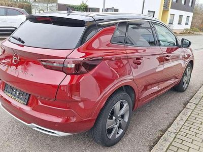Rot Gebraucht 2022 Opel Grandland X Ultimate SUV | 26.900 € (Etwas zu teuer)