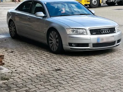 Gebraucht Audi A8 333 PS (244 kW) 2026 Silber Limousine