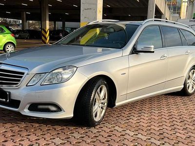 Gebraucht Mercedes E220 Avantgarde 170 PS (125 kW) 2009 Silber Kombi