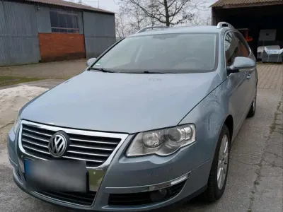 Gebraucht VW Passat 150 PS (110 kW) 2010 Blau Kombi