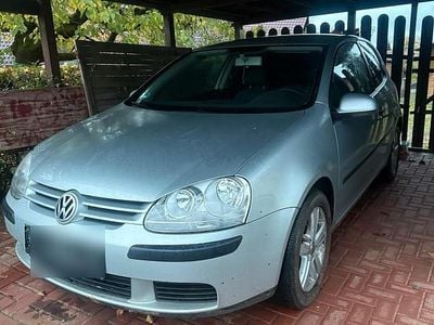 VW Golf V