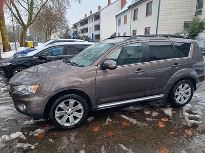 Gebraucht 2010 Mitsubishi Outlander Instyle SUV | 8.300 € (Teuer)