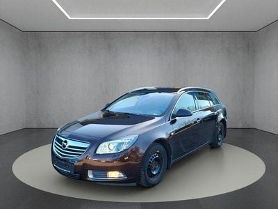 Gebraucht Opel Insignia Innovation 140 PS (102 kW) 2012 Braun Kombi