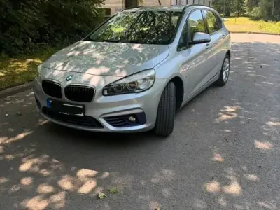 Gebraucht BMW 220 Sport Line 190 PS (139 kW) 2016 Grau Limousine