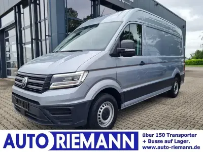 Gebraucht VW Crafter 140 PS (102 kW) 2024 Oyster silver (metallic) Van