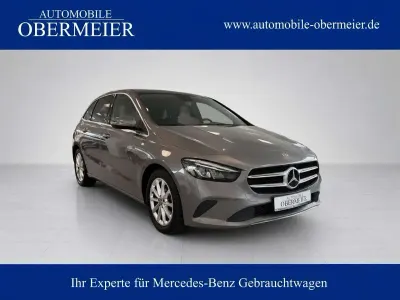 Gebraucht Mercedes B180 136 PS (100 kW) 2019 Grau Kleinwagen