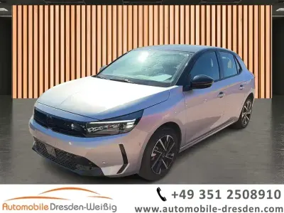Używany Opel Corsa GS Line 101 KM (74 kW) 2025 Srebrny Hatchback