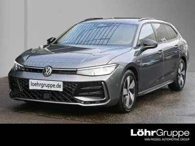 Gebraucht VW Passat R-line 150 PS (110 kW) 2025 Diabasgrau metallic Kombi