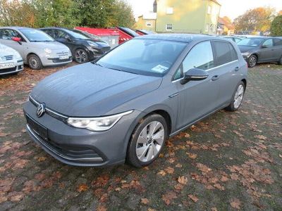 Gebraucht VW Golf VII Style 150 PS (110 kW) 2020 Grau Limousine