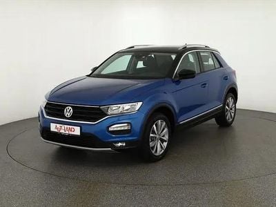 Second-hand VW T-Roc Style 116 CP (85 kW) 2019 Albastru SUV
