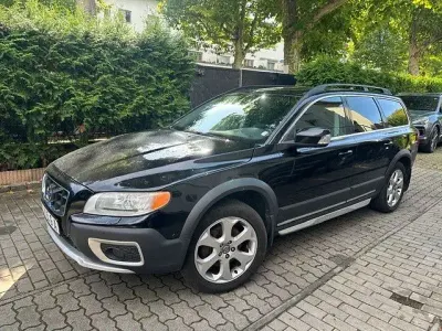 Używany Volvo XC70 Summum 163 KM (119 kW) 2011 Czarny Kombi