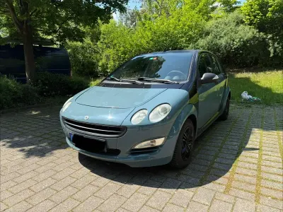 Używany Smart ForFour Pulse 75 KM (55 kW) 2005 Niebieski Hatchback