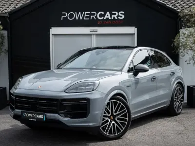 Gebraucht Porsche Cayenne 740 PS (544 kW) 2024 Grau SUV