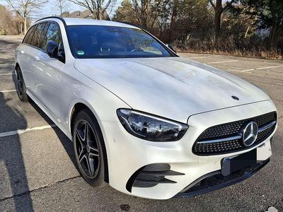 Gebraucht Mercedes E300 AMG line 306 PS (225 kW) 2022 Weiß Kombi