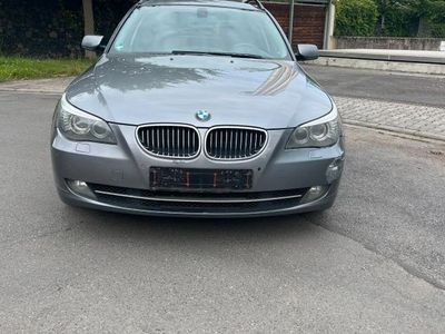 BMW 525