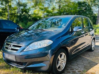 Honda FR-V