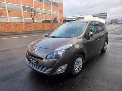 Usata Renault Scénic III Dynamique 131 CV (96 kW) 2010 Marrone Monovolume