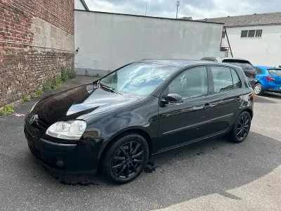 Gebraucht VW Golf IV 75 PS (55 kW) 2004 Schwarz Limousine