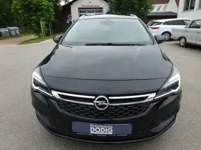 Gebraucht Opel Astra 136 PS (100 kW) 2019 Schwarz Kombi