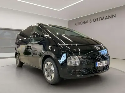 Gebraucht Hyundai Staria Trend 224 PS (164 kW) 2024 Abyss black Van / Kleinbus