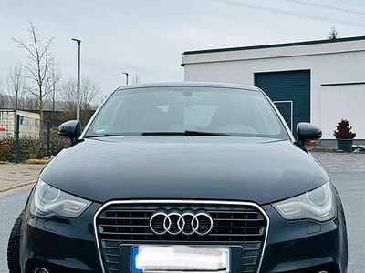 Second-hand Audi A1 S-Line 185 CP (136 kW) 2011 Negru Hatchback