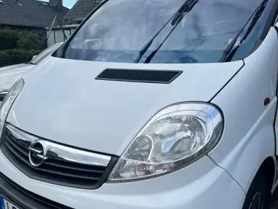Gebraucht Opel Vivaro 89 PS (65 kW) 2006 Weiß Van / Kleinbus