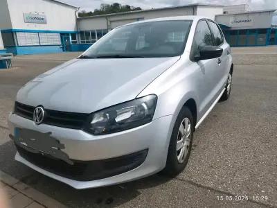 Gebraucht VW Polo 60 PS (44 kW) 2010 Silber Kleinwagen