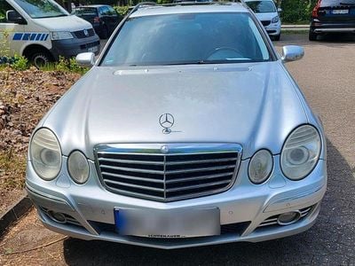 Mercedes E280