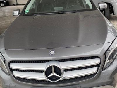 Mercedes GLA180