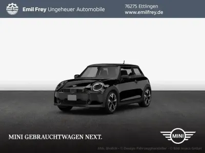 Gebraucht Mini Cooper Favoured 114 kW (156 PS) 2025 Midnight black metallic Kleinwagen