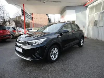 Gebraucht Kia Stonic Edition 7 84 PS (61 kW) 2021 Schwarz SUV