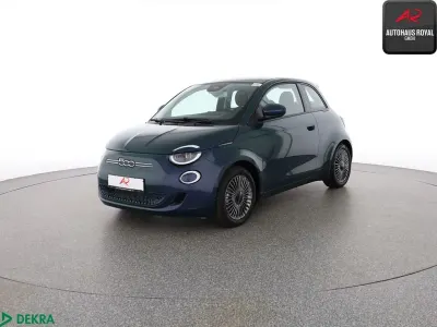 Gebraucht Fiat 500e Icon 86 kW (118 PS) 2022 Ozean grün Limousine