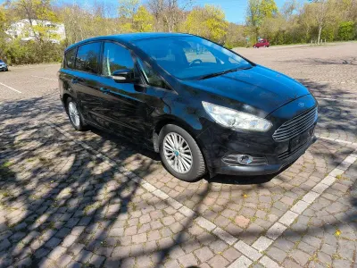 Second-hand Ford S-MAX Business Edition 150 CP (110 kW) 2016 Negru Monovolum