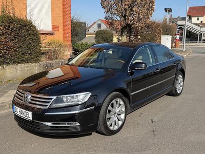 Second-hand VW Phaeton 239 CP (175 kW) 2011 Negru Berlinǎ