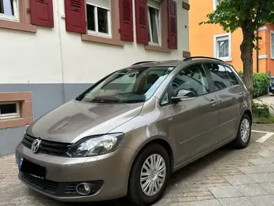 Używany VW Golf Plus Cross 105 KM (77 kW) 2012 Brązowy Minivan